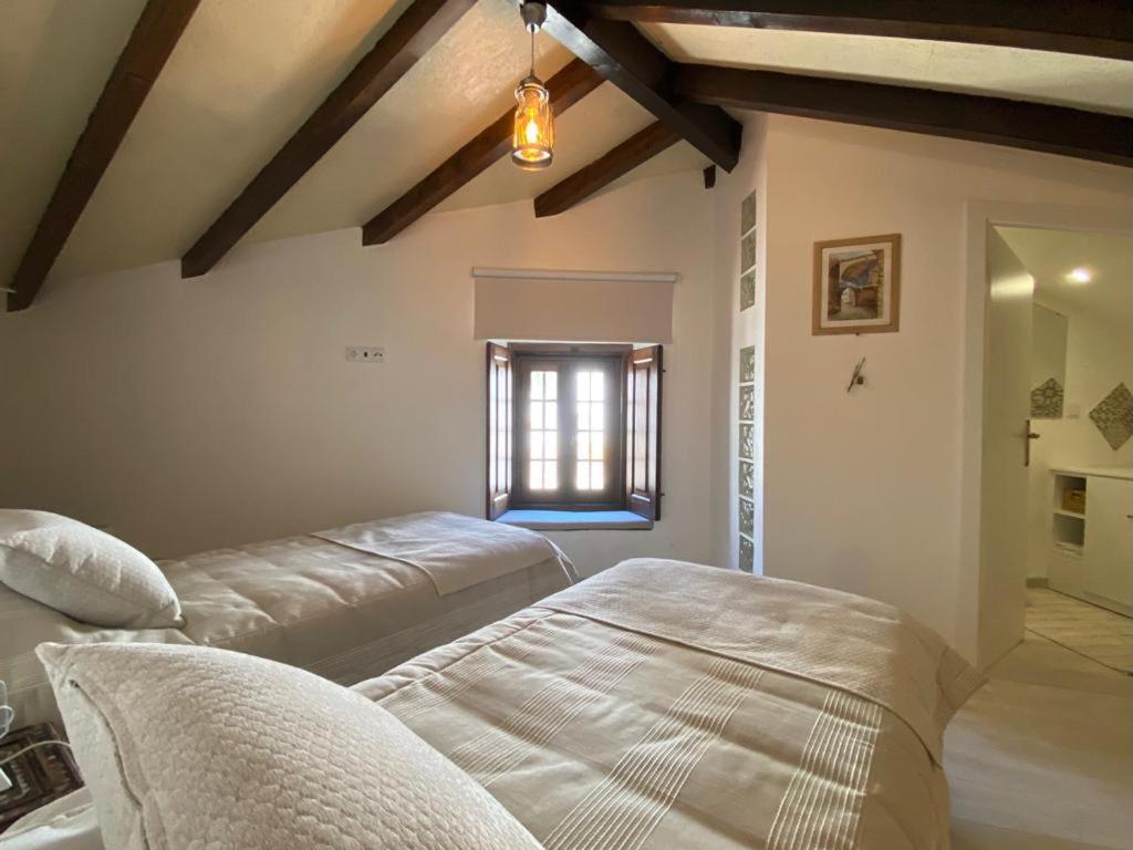 מלון אובידוס Casa Do Toupeiro מראה חיצוני תמונה